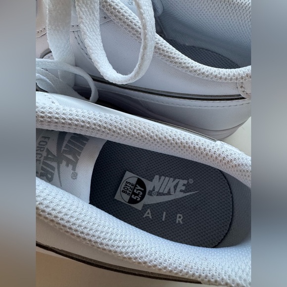 Nike Air Force 1 Low - White Wolf Grey (GS) - Picture 7 of 11